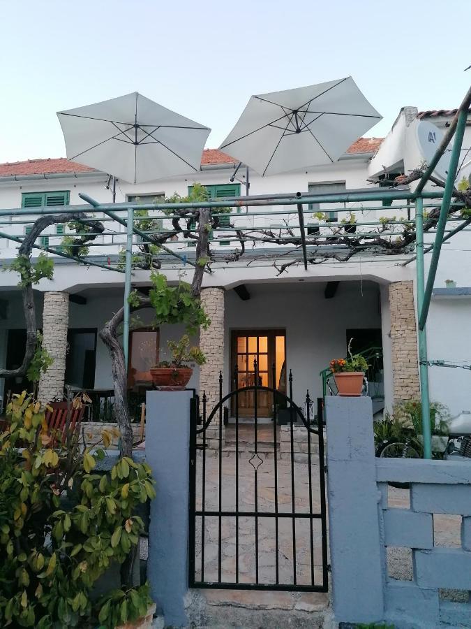 Villa Kotulin Pakostane